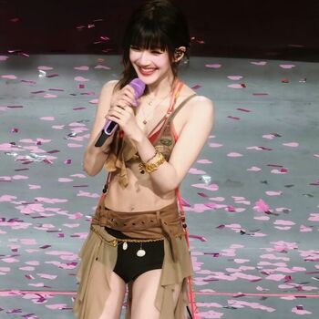 Full leaked Zhao lusi page private onlyfans photo