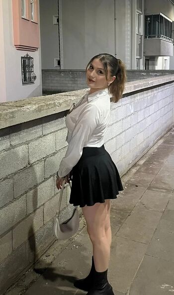 Full leaked Zhla private onlyfans photo