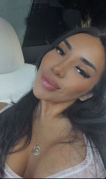 Full leaked Zia lebanese girl private onlyfans photo