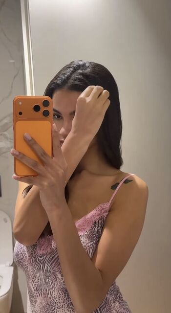 Full leaked Znefer private onlyfans photo