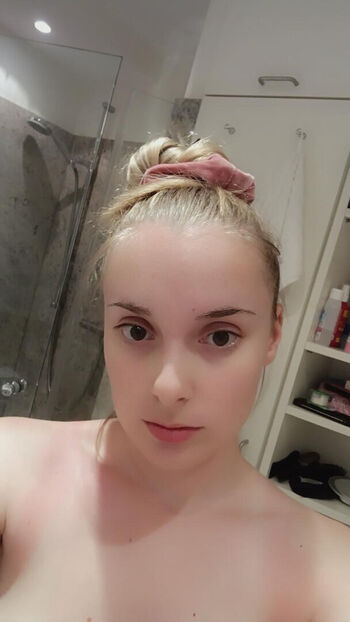 Full leaked Zoe anne may page private onlyfans photo