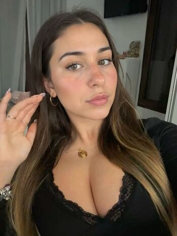 Full leaked Zoe berry private onlyfans photo