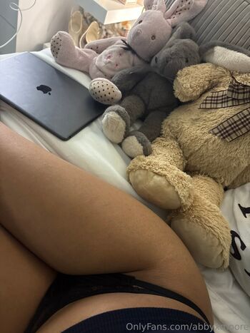 Full leaked Zoe hernan private onlyfans photo