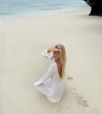 Full leaked Zoe kaeppele private onlyfans photo