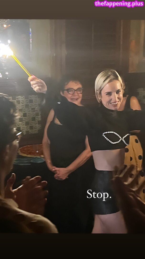 Zoe Lister Jones / https: / zoelisterjones Nagie OnlyFans Zdjęcie #21