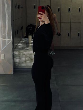 Full leaked Zoe tierney private onlyfans photo