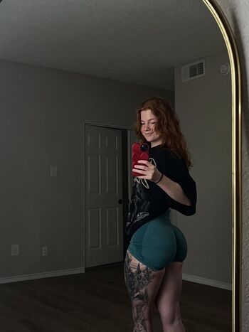 Full leaked Zoe tierney private onlyfans photo