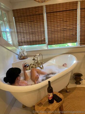 Full leaked Zoe xoxo private onlyfans photo
