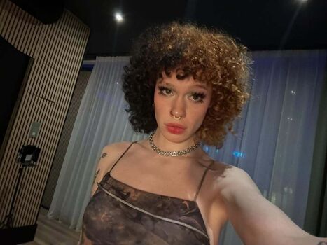 Full leaked Zoelagoblina private onlyfans photo