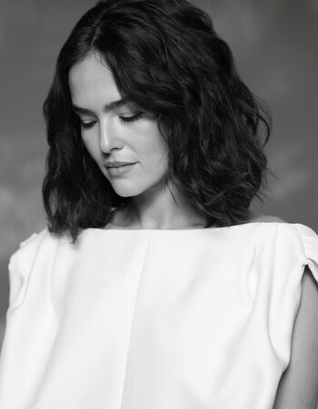Full leaked Zoey deutch page private onlyfans photo