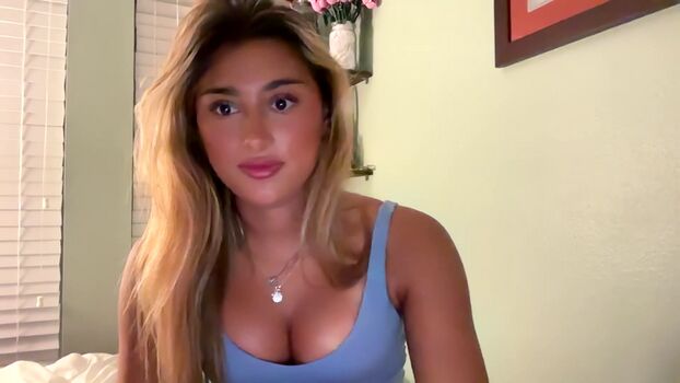 Full leaked Zoeycaldwellxo private onlyfans photo