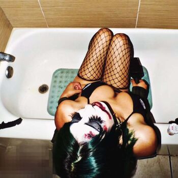 Full leaked Zombiie private onlyfans photo