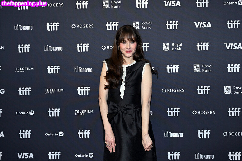 Zooey Deschanel