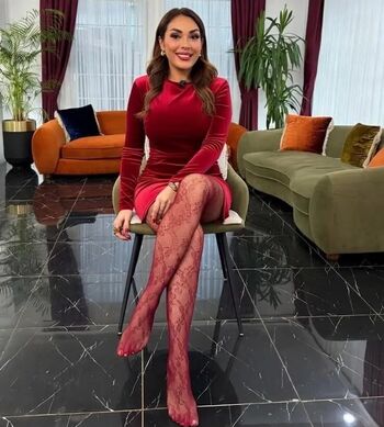 Full leaked Zuhal topal private onlyfans photo