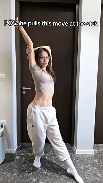 Full leaked Da cakes/ private onlyfans photo