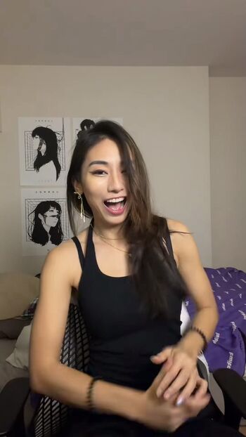 Full leaked Livelylizzy/ private onlyfans photo