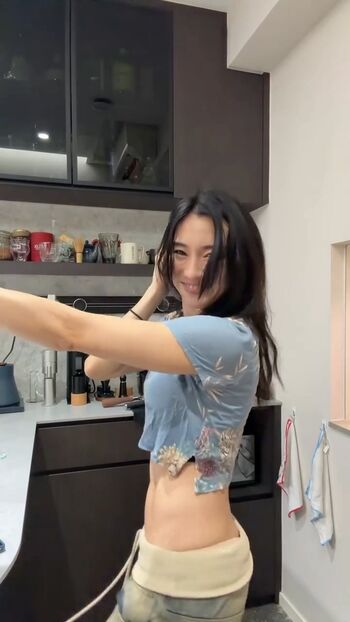 Full leaked Zumi page private onlyfans photo