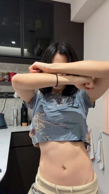 Full leaked Bai ling / private onlyfans photo