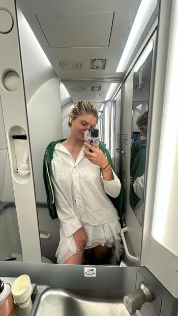 Full leaked Zvezdokina page private onlyfans photo