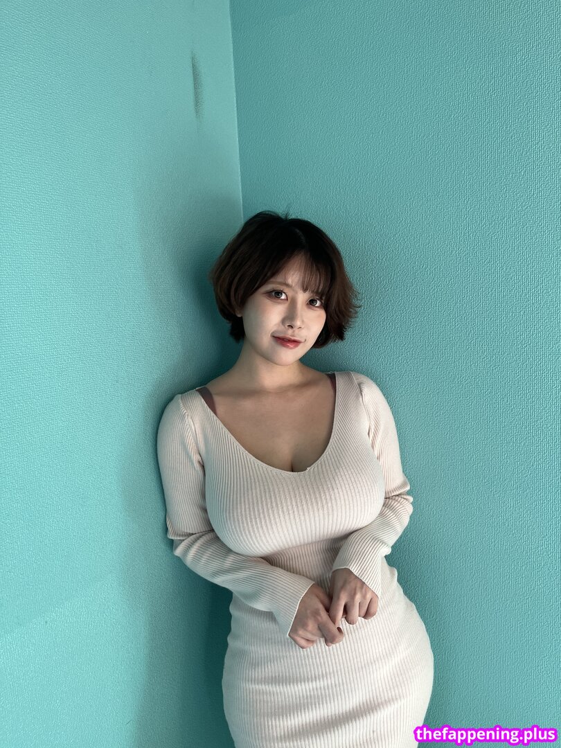 ZziZzi / zizzi_j / zzi_zzi._ / 찌찌 누드 OnlyFans 사진 #320