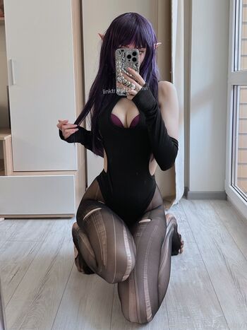 Full leaked Zzzsunvi private onlyfans photo